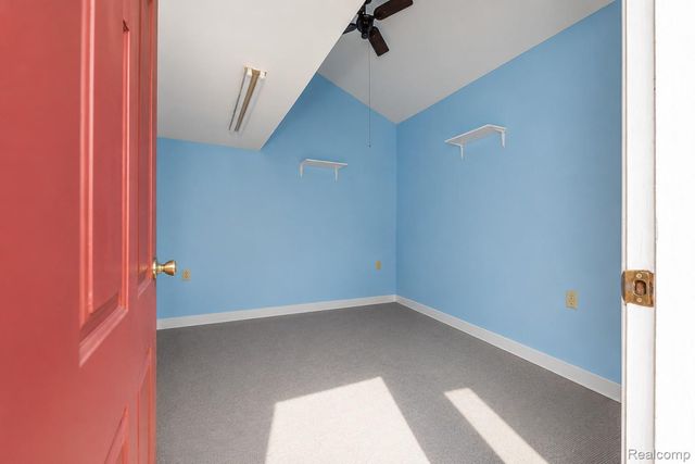 1107 Odessa Drive, Holly Village, MI 48442
