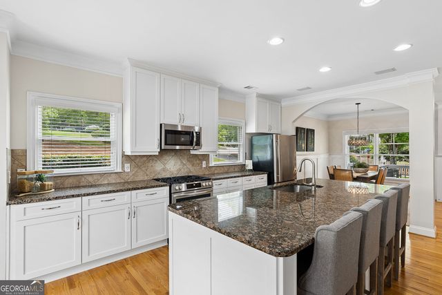 1651 Barfield Run Run NW, Atlanta, GA 30318