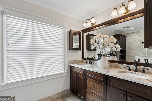 1651 Barfield Run Run NW, Atlanta, GA 30318