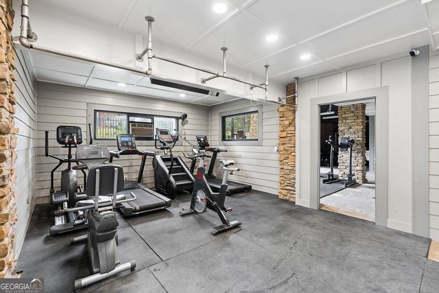 1651 Barfield Run Run NW, Atlanta, GA 30318