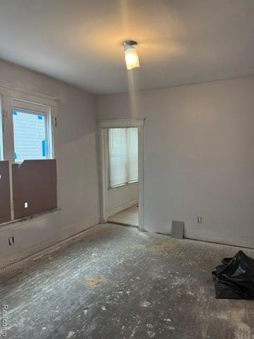 2952 Columbus Street, Detroit, MI 48206