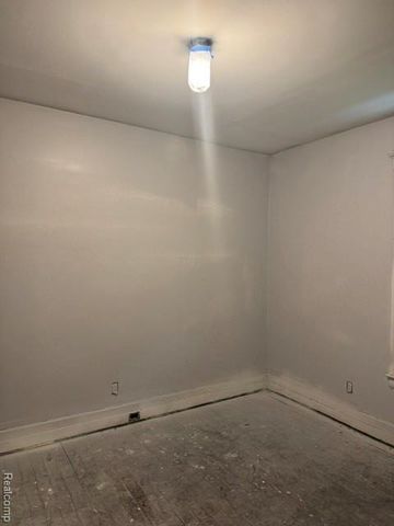 2952 Columbus Street, Detroit, MI 48206