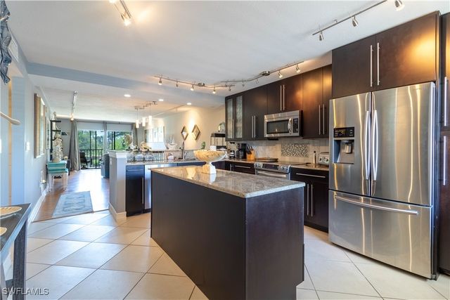 5535 Rattlesnake Hammock RD 205, Naples, FL 34113