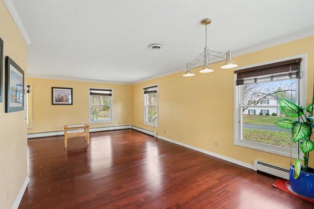 3814 Rockwood Drive, Kalamazoo Twp, MI 49004