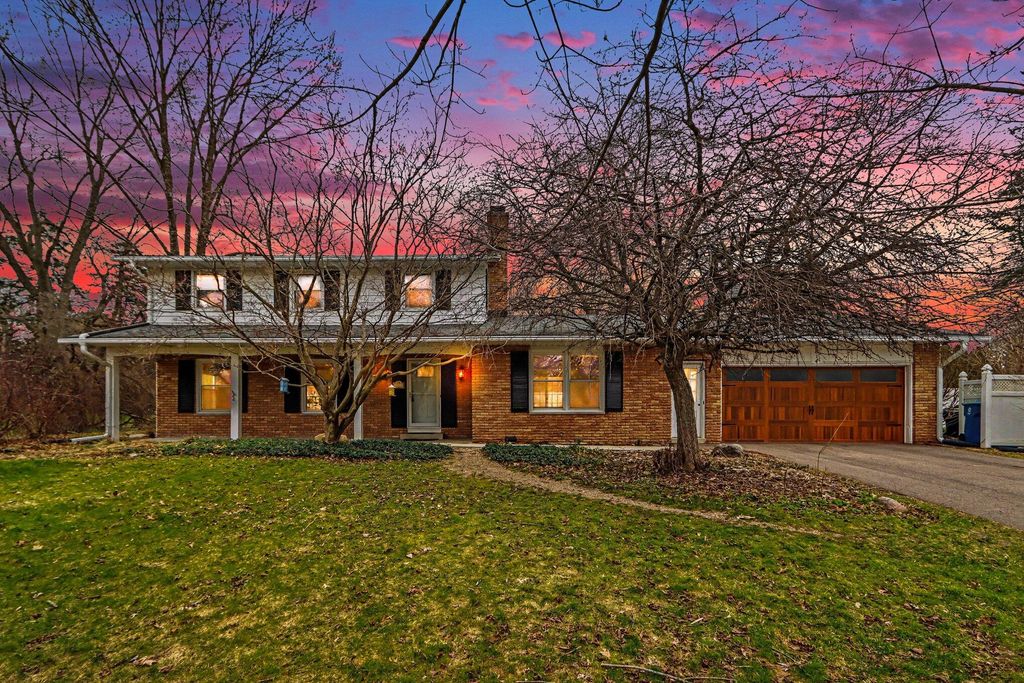 3814 Rockwood Drive, Kalamazoo Twp, MI 49004