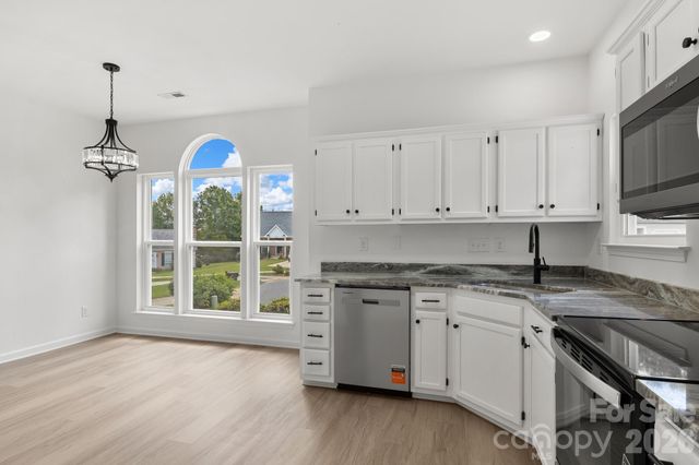 9713 Pernell Lane, Charlotte, NC 28213