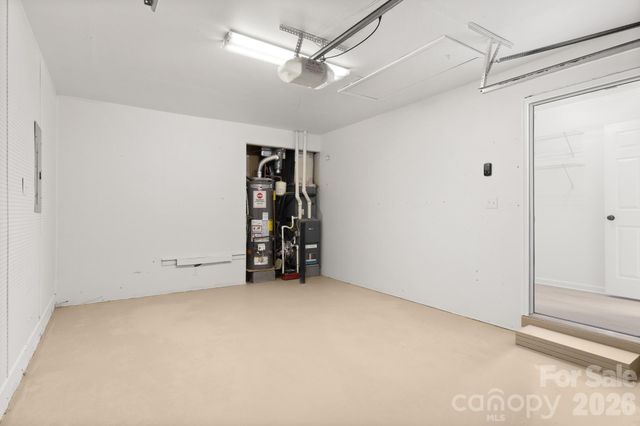 9713 Pernell Lane, Charlotte, NC 28213