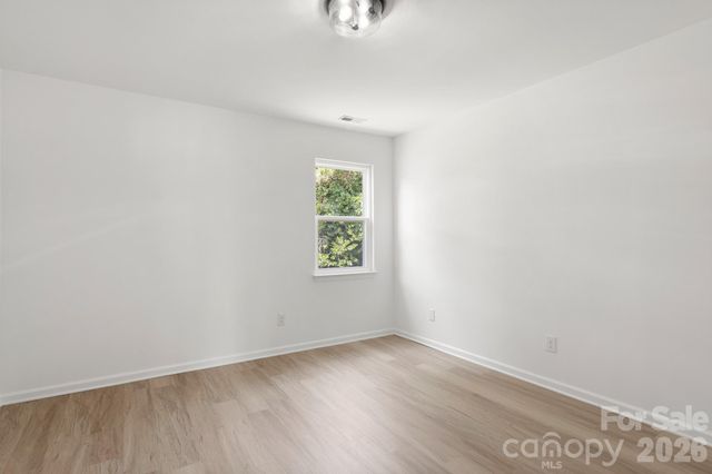 9713 Pernell Lane, Charlotte, NC 28213