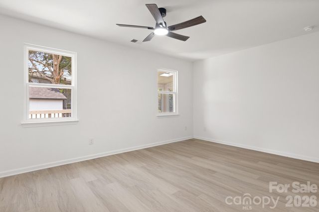 9713 Pernell Lane, Charlotte, NC 28213