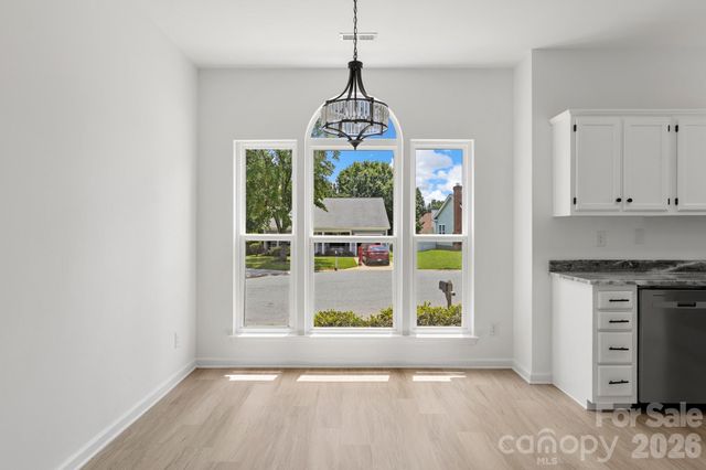 9713 Pernell Lane, Charlotte, NC 28213