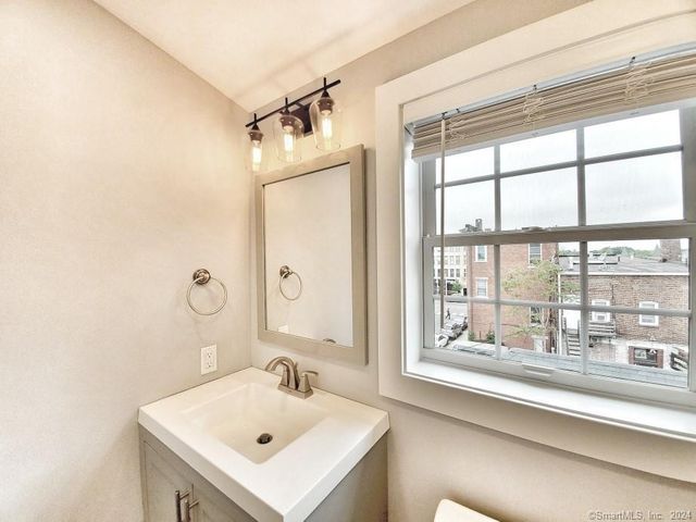 5 Isaacs Street 3A, Norwalk, CT 06850