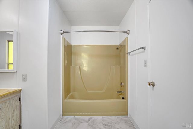 20 Constance Dr, Vallejo, CA 94590