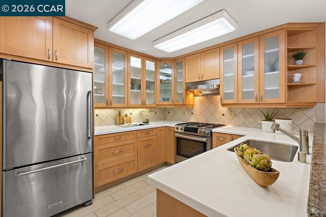 1232 Fairlawn Court 4, Walnut Creek, CA 94595