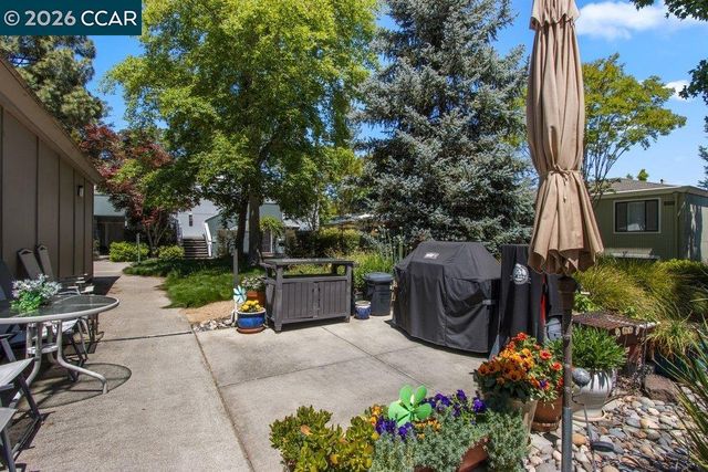 1232 Fairlawn Court 4, Walnut Creek, CA 94595