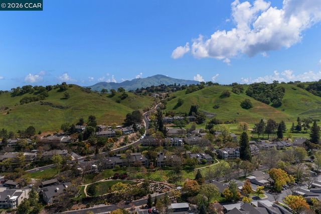 1232 Fairlawn Court 4, Walnut Creek, CA 94595