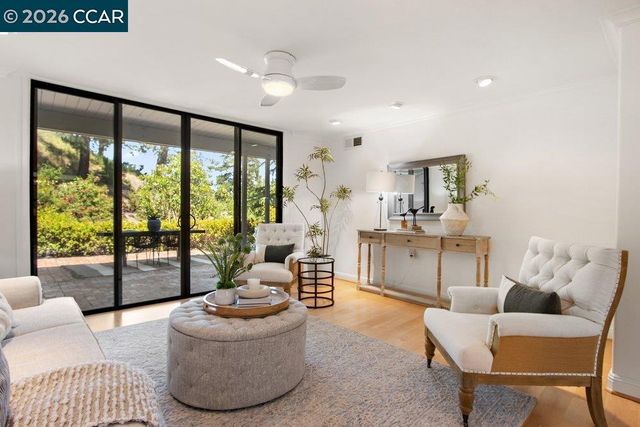 1232 Fairlawn Court 4, Walnut Creek, CA 94595