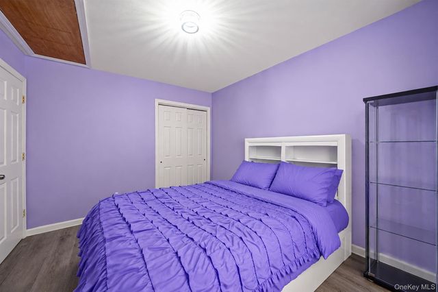 515 Picasso Way 515, Middle Island, NY 11953