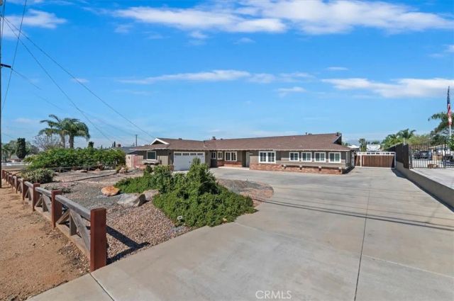 257 8th Street, Norco, CA 92860