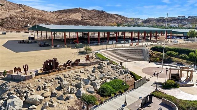 257 8th Street, Norco, CA 92860