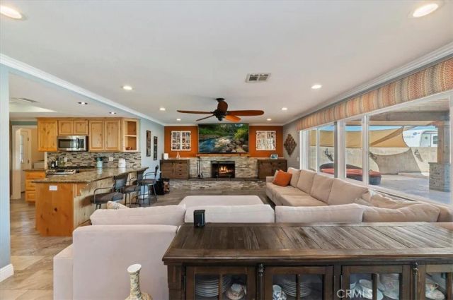 257 8th Street, Norco, CA 92860