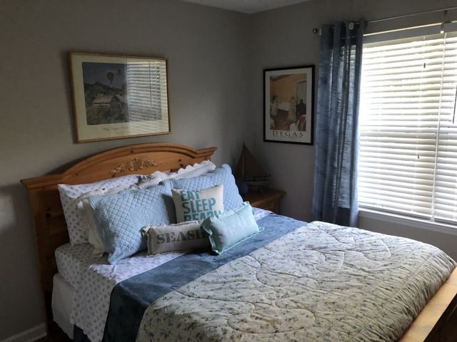 1041 Cedar Creek Village Rd, Mount Juliet, TN 37122