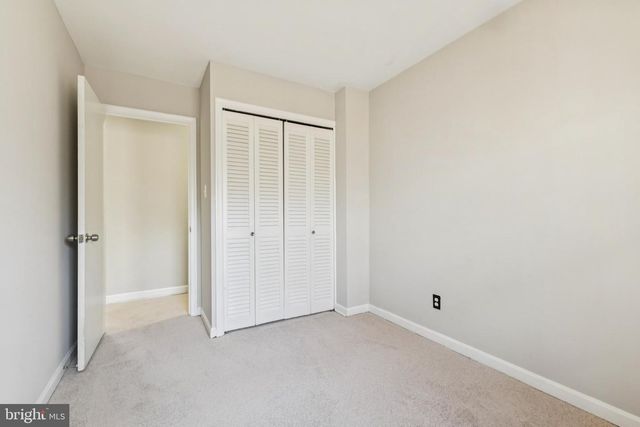 6136 GOTHWAITE DR, Centreville, VA 20120