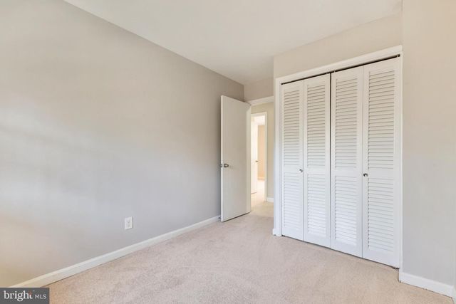 6136 GOTHWAITE DR, Centreville, VA 20120