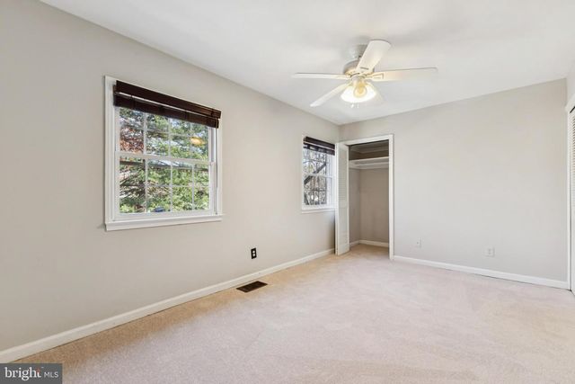 6136 GOTHWAITE DR, Centreville, VA 20120