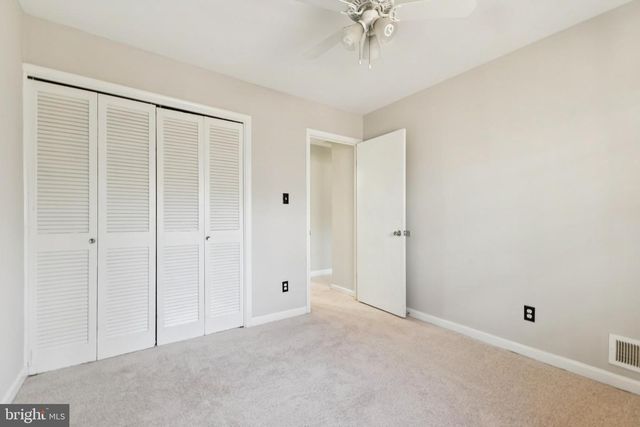 6136 GOTHWAITE DR, Centreville, VA 20120