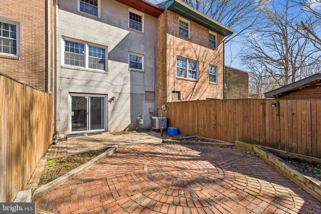 6136 GOTHWAITE DR, Centreville, VA 20120