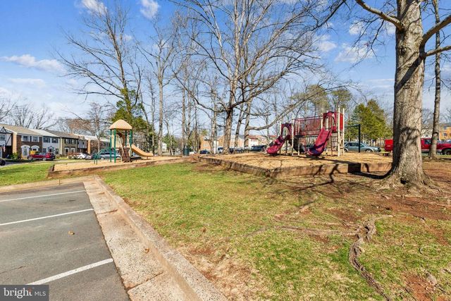 6136 GOTHWAITE DR, Centreville, VA 20120