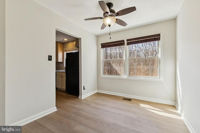 6136 GOTHWAITE DR, Centreville, VA 20120