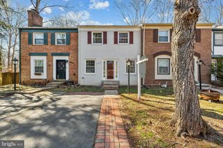 6136 GOTHWAITE DR, Centreville, VA 20120