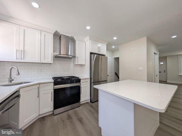 7741 FAYETTE ST, Philadelphia, PA 19150