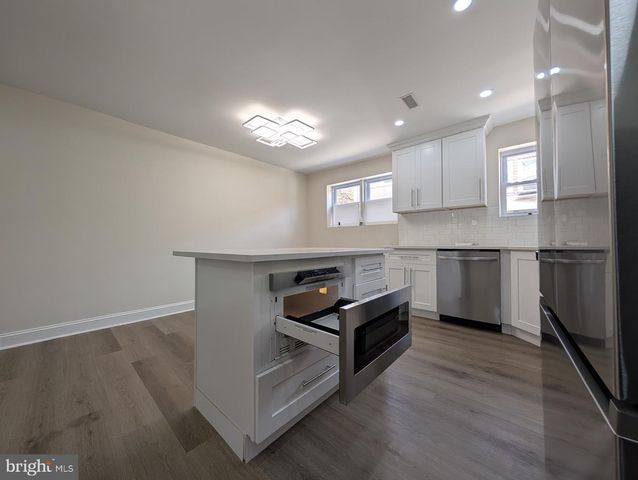 7741 FAYETTE ST, Philadelphia, PA 19150