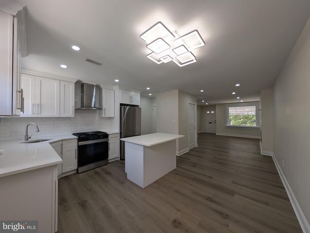 7741 FAYETTE ST, Philadelphia, PA 19150