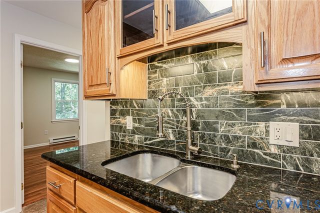 16110 Rowlett Rd, Chesterfield, VA 23838