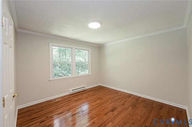 16110 Rowlett Rd, Chesterfield, VA 23838