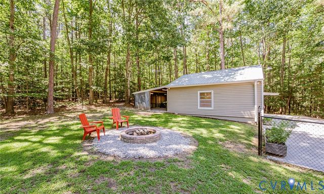 16110 Rowlett Rd, Chesterfield, VA 23838