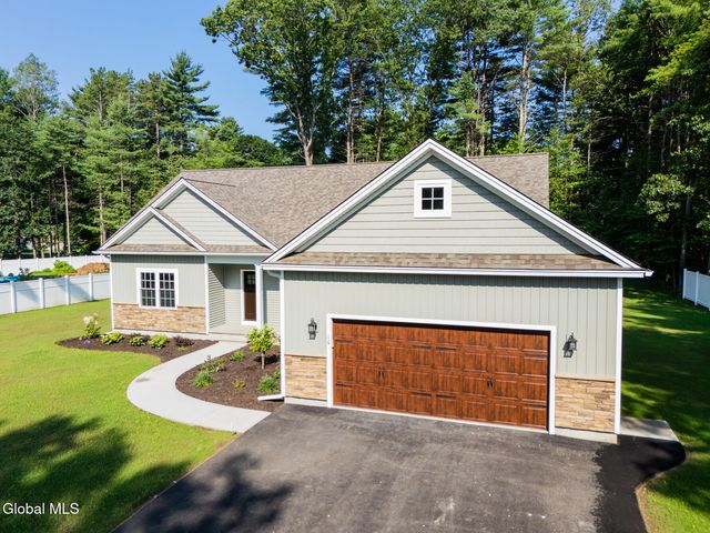 6 Stillwood Lane, South Glens Falls, NY 12803