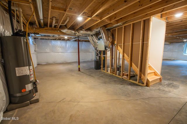 6 Stillwood Lane, South Glens Falls, NY 12803