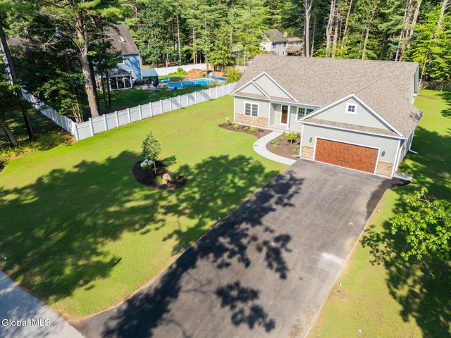 6 Stillwood Lane, South Glens Falls, NY 12803