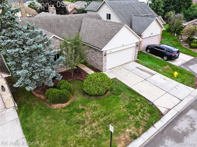 36451 Harness Circle Court, Clinton Charter Township, MI 48035