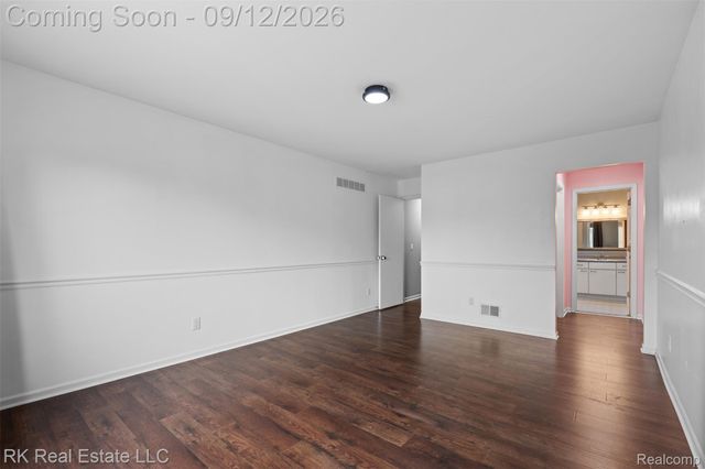 36451 Harness Circle Court, Clinton Charter Township, MI 48035