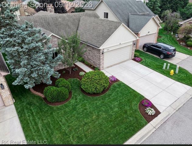 36451 Harness Circle Court, Clinton Charter Township, MI 48035