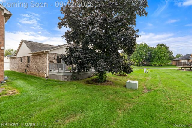 36451 Harness Circle Court, Clinton Charter Township, MI 48035