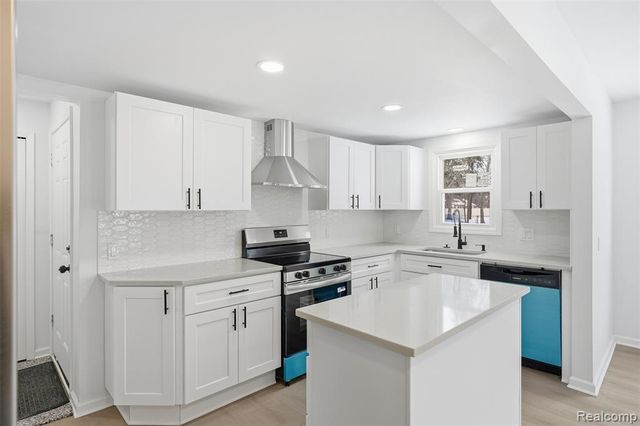 31408 Brown Street, Garden City, MI 48135