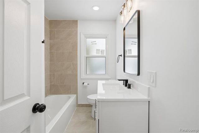 31408 Brown Street, Garden City, MI 48135