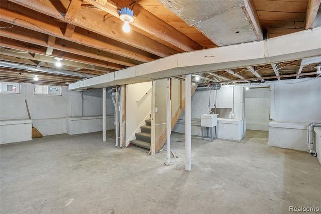 31408 Brown Street, Garden City, MI 48135