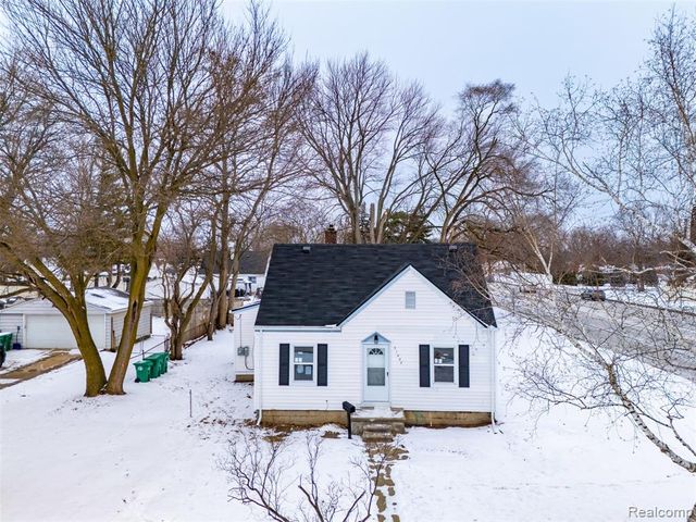 31408 Brown Street, Garden City, MI 48135